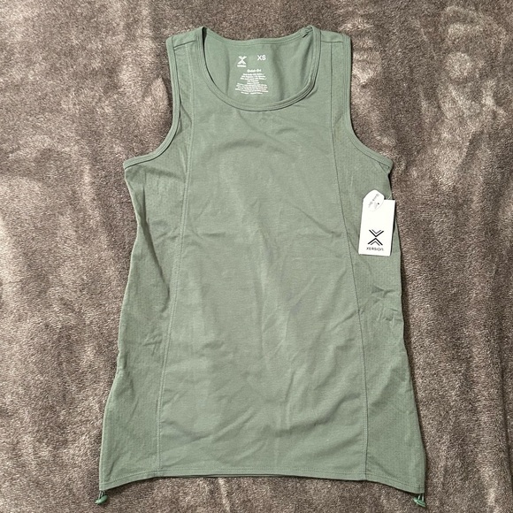 NWT Xersion Quick-Dri Tank - Picture 1 of 3